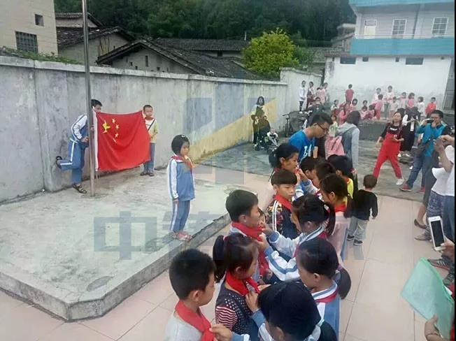 中鑄機(jī)械助學(xué)活動(dòng)